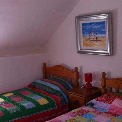 Cobblers Cottage - twin beds