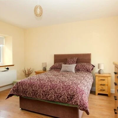 Pat Larry’s Self Catering Cottage - Image 5