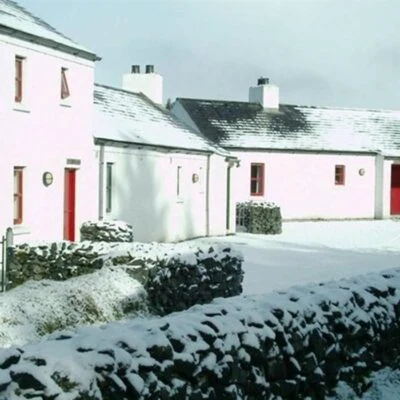 An Creagán (3 bedroom) – Copney - house with snow