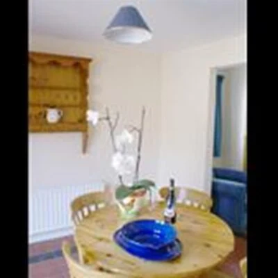 Owenkillew Gortin Accommodation Suite And Activity Centre - small dinning table
